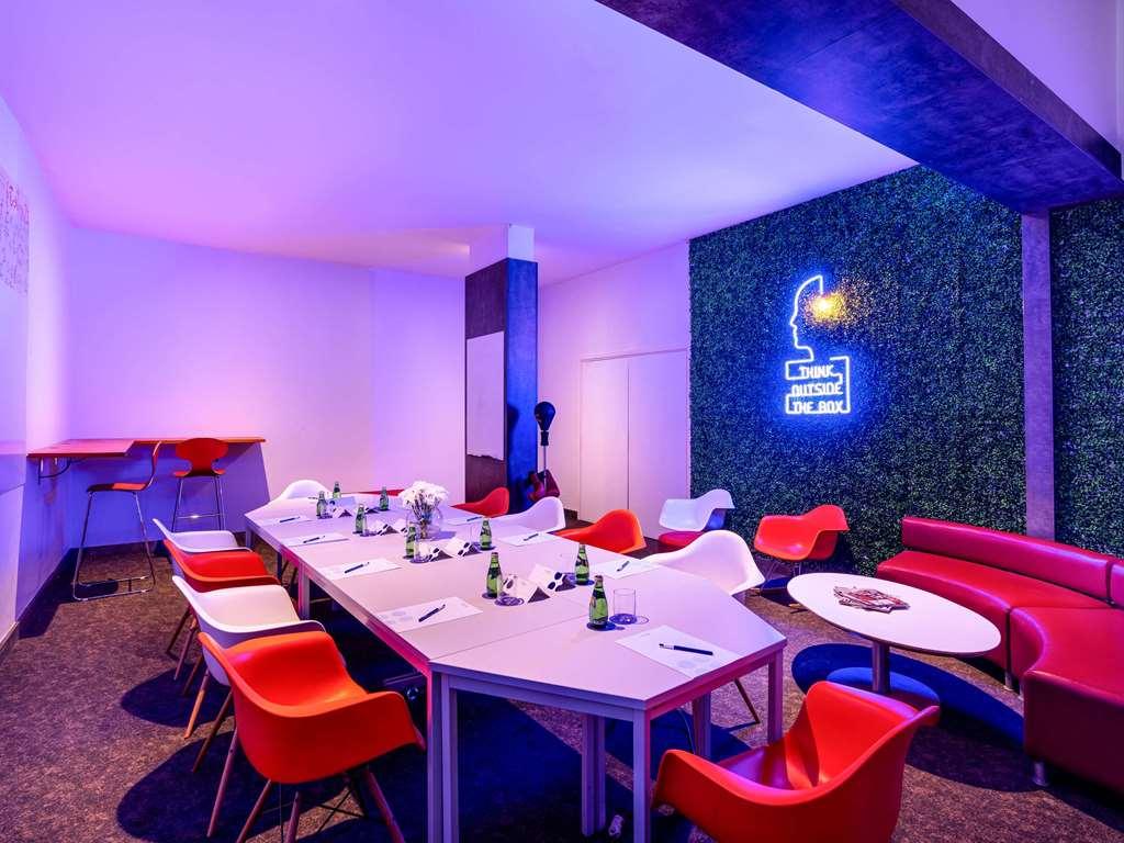 Novotel Abidjan Plateau Facilidades foto