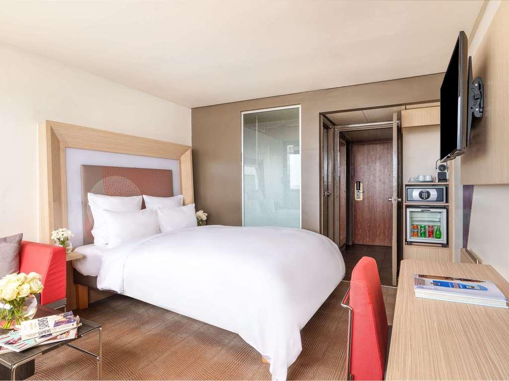 Novotel Abidjan Plateau Habitación foto